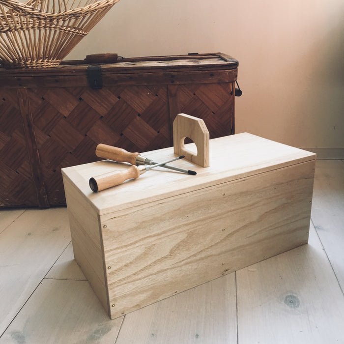 TOOL BOX
